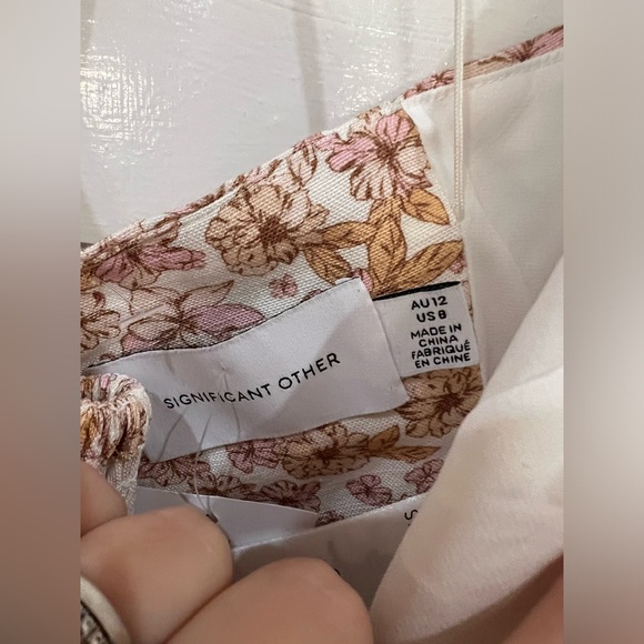 NWT Significant Other Maria Floral Crop Top - Picture 2 of 3